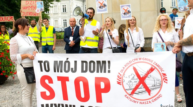 Zamość –  Ogólnopolski protest przeciwko budowie kolei CPK (Centralnego Portu komunikacyjnego)