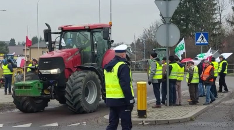 Protest rolników w Zamościu na DK 74