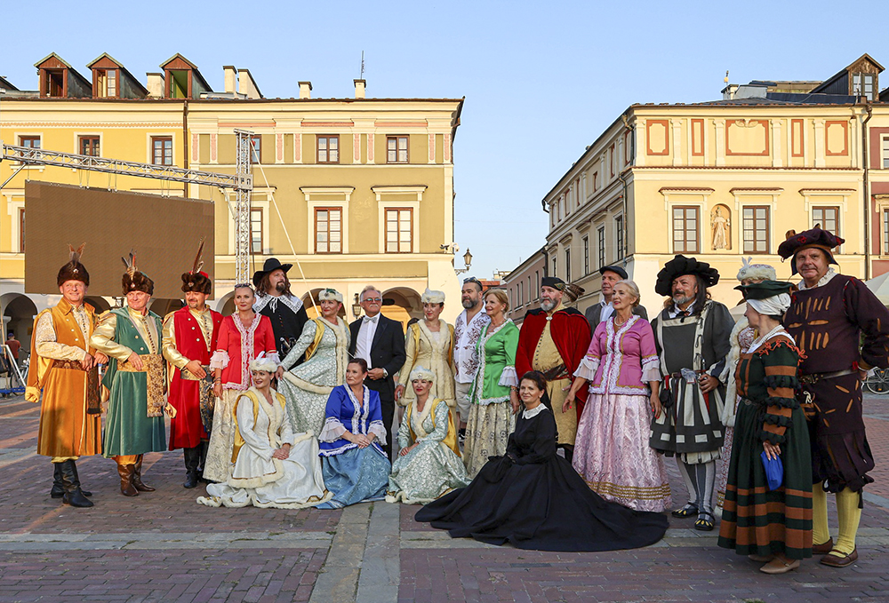 aktualności Zamość akcje charytatywne Zamość architektura Zamość atrakcje turystyczne Zamość baseny Zamość biegi uliczne Zamość biblioteki Zamość biznes Zamość dziedzictwo kulturowe Zamość eventy Zamość festiwale Zamość fitness Zamość galeria sztuki Zamość historia Zamość hotele Zamość imprezy kulturalne Zamość inicjatywy społeczne Zamość informacje Zamość inwestycje Zamość kino w Zamościu kluby muzyczne Zamość kluby sportowe Zamość koncerty muzyczne Zamość koncerty Zamość konferencje biznesowe Zamość kursy i szkolenia Zamość kawiarnie Zamość kulturalne Zamość lokalne firmy Zamość lokalne wiadomości Zamość maratony Zamość muzea Zamość muzeum Zamość noclegi Zamość oferty pracy Zamość organizacje pozarządowe Zamość parki Zamość pomoc społeczna Zamość portal informacyjny Zamość przedsiębiorstwa Zamość praca Zamość przewodnik po Zamościu projekcje filmowe Zamość rekonstrukcje historyczne Zamość restauracje Zamość rynek pracy Zamość siłownie Zamość spacery po Zamościu spektakle teatralne Zamość spotkania autorskie Zamość spotkania mieszkańców Zamość szkoły Zamość szlaki turystyczne Zamość targi biznesowe Zamość teatr w Zamościu turnieje sportowe Zamość uniwersytety Zamość wydarzenia edukacyjne Zamość wydarzenia historyczne Zamość wydarzenia kulturalne Zamość wydarzenia społeczne Zamość wydarzenia w Zamościu wiadomości z Zamościa wolontariat Zamość wykłady Zamość warsztaty artystyczne Zamość warsztaty Zamość wyścigi rowerowe Zamość wystawy artystyczne Zamość wystawy Zamość zabytki Zamościa zabytki Zamość zawody sportowe Zamość zamojska społeczność życie w Zamościu zwiedzanie Zamość Akademia Zamość radio zamość imprezy zamość