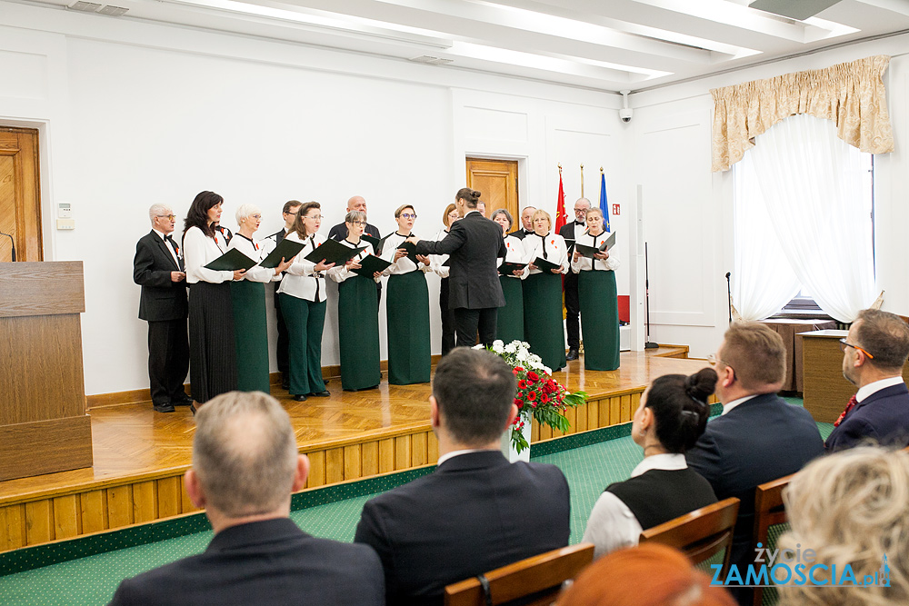 aktualności Zamość akcje charytatywne Zamość architektura Zamość atrakcje turystyczne Zamość baseny Zamość biegi uliczne Zamość biblioteki Zamość biznes Zamość dziedzictwo kulturowe Zamość eventy Zamość festiwale Zamość fitness Zamość galeria sztuki Zamość historia Zamość hotele Zamość imprezy kulturalne Zamość inicjatywy społeczne Zamość informacje Zamość inwestycje Zamość kino w Zamościu kluby muzyczne Zamość kluby sportowe Zamość koncerty muzyczne Zamość koncerty Zamość konferencje biznesowe Zamość kursy i szkolenia Zamość kawiarnie Zamość kulturalne Zamość lokalne firmy Zamość lokalne wiadomości Zamość maratony Zamość muzea Zamość muzeum Zamość noclegi Zamość oferty pracy Zamość organizacje pozarządowe Zamość parki Zamość pomoc społeczna Zamość portal informacyjny Zamość przedsiębiorstwa Zamość praca Zamość przewodnik po Zamościu projekcje filmowe Zamość rekonstrukcje historyczne Zamość restauracje Zamość rynek pracy Zamość siłownie Zamość spacery po Zamościu spektakle teatralne Zamość spotkania autorskie Zamość spotkania mieszkańców Zamość szkoły Zamość szlaki turystyczne Zamość targi biznesowe Zamość teatr w Zamościu turnieje sportowe Zamość uniwersytety Zamość wydarzenia edukacyjne Zamość wydarzenia historyczne Zamość wydarzenia kulturalne Zamość wydarzenia społeczne Zamość wydarzenia w Zamościu wiadomości z Zamościa wolontariat Zamość wykłady Zamość warsztaty artystyczne Zamość warsztaty Zamość wyścigi rowerowe Zamość wystawy artystyczne Zamość wystawy Zamość zabytki Zamościa zabytki Zamość zawody sportowe Zamość zamojska społeczność życie w Zamościu zwiedzanie Zamość Akademia Zamość radio zamość imprezy zamość