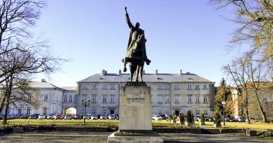 aktualności Zamość akcje charytatywne Zamość architektura Zamość atrakcje turystyczne Zamość baseny Zamość biegi uliczne Zamość biblioteki Zamość biznes Zamość dziedzictwo kulturowe Zamość eventy Zamość festiwale Zamość fitness Zamość galeria sztuki Zamość historia Zamość hotele Zamość imprezy kulturalne Zamość inicjatywy społeczne Zamość informacje Zamość inwestycje Zamość kino w Zamościu kluby muzyczne Zamość kluby sportowe Zamość koncerty muzyczne Zamość koncerty Zamość konferencje biznesowe Zamość kursy i szkolenia Zamość kawiarnie Zamość kulturalne Zamość lokalne firmy Zamość lokalne wiadomości Zamość maratony Zamość muzea Zamość muzeum Zamość noclegi Zamość oferty pracy Zamość organizacje pozarządowe Zamość parki Zamość pomoc społeczna Zamość portal informacyjny Zamość przedsiębiorstwa Zamość praca Zamość przewodnik po Zamościu projekcje filmowe Zamość rekonstrukcje historyczne Zamość restauracje Zamość rynek pracy Zamość siłownie Zamość spacery po Zamościu spektakle teatralne Zamość spotkania autorskie Zamość spotkania mieszkańców Zamość szkoły Zamość szlaki turystyczne Zamość targi biznesowe Zamość teatr w Zamościu turnieje sportowe Zamość uniwersytety Zamość wydarzenia edukacyjne Zamość wydarzenia historyczne Zamość wydarzenia kulturalne Zamość wydarzenia społeczne Zamość wydarzenia w Zamościu wiadomości z Zamościa wolontariat Zamość wykłady Zamość warsztaty artystyczne Zamość warsztaty Zamość wyścigi rowerowe Zamość wystawy artystyczne Zamość wystawy Zamość zabytki Zamościa zabytki Zamość zawody sportowe Zamość zamojska społeczność życie w Zamościu zwiedzanie Zamość Akademia Zamość radio zamość imprezy zamość